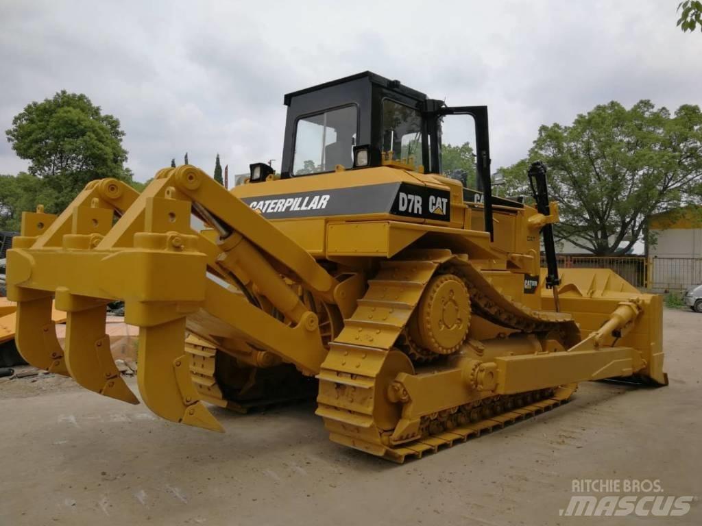 CAT D 7 R Buldožeri gusjeničari
