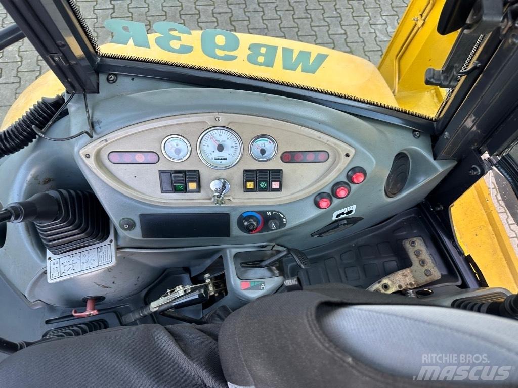 Komatsu WB93R Utovarni rovokopači