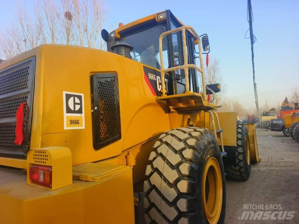 CAT 966G Utovarivači na kotačima