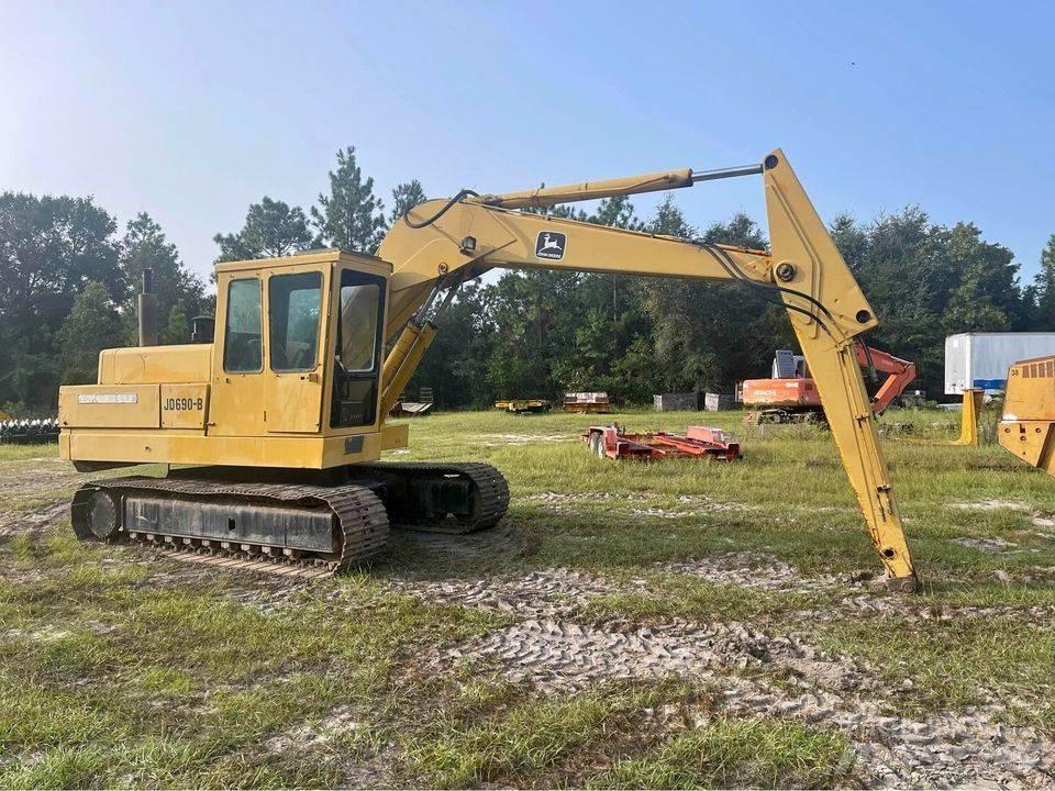 John Deere 690 B Bageri gusjeničari
