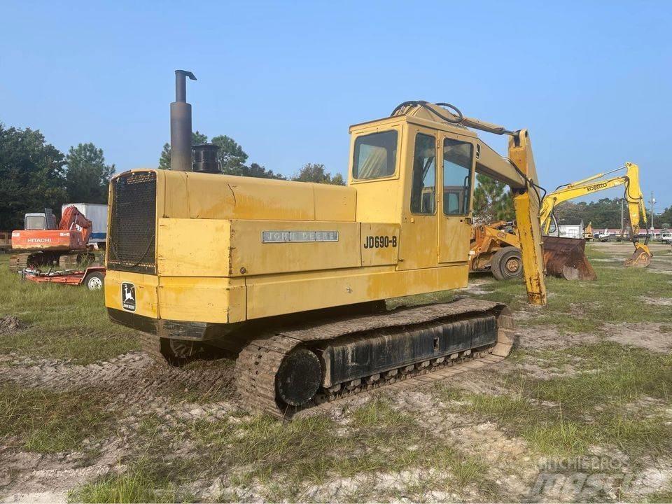 John Deere 690 B Bageri gusjeničari