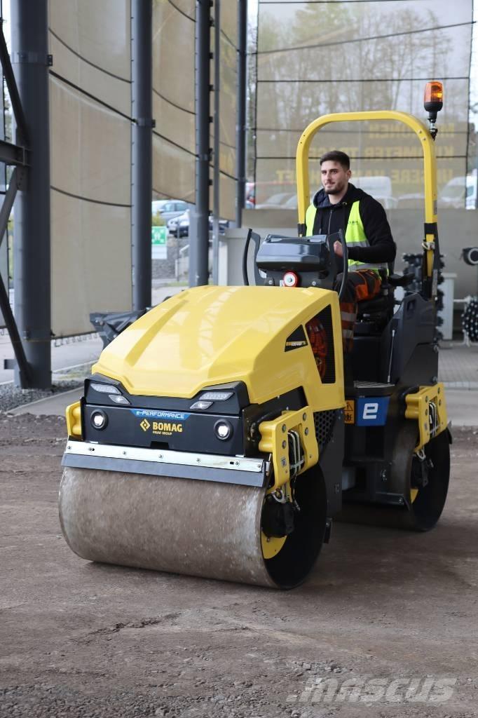Bomag BW 120 ADe-5 Valjci sa dvojnim bubnjem