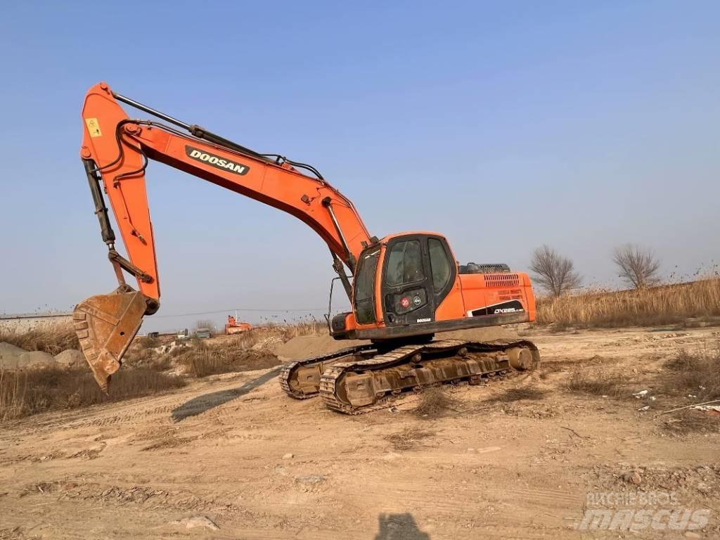 Doosan DX225LC-9C Bageri gusjeničari