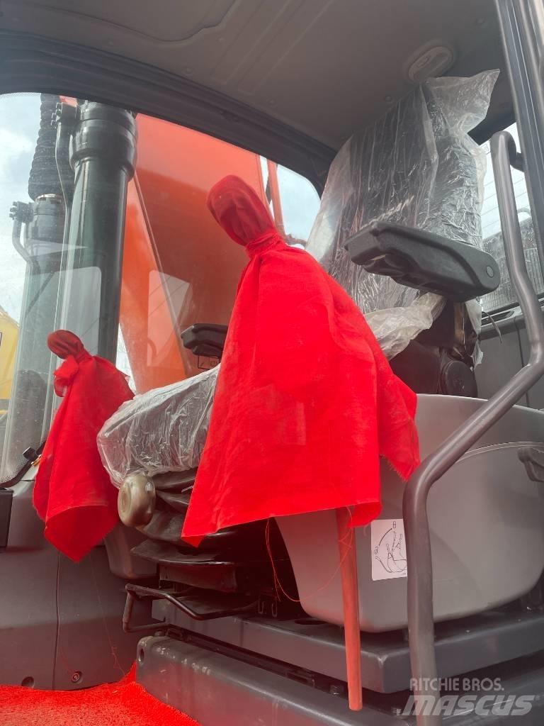 Doosan DX 225 Bageri gusjeničari