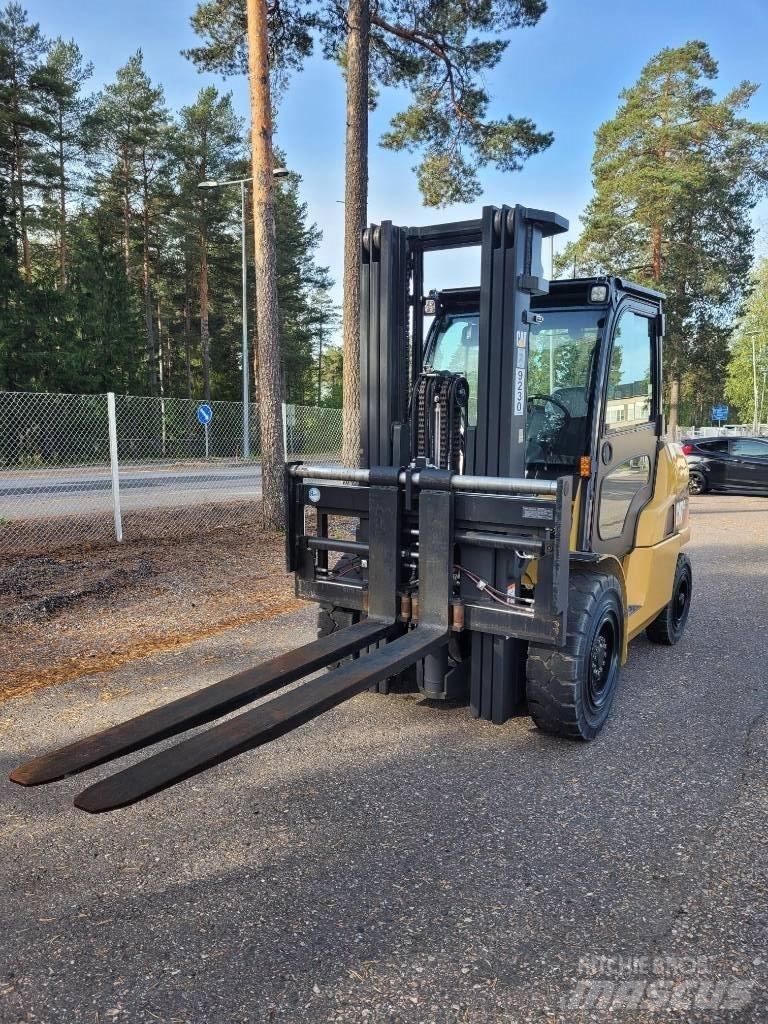 CAT DP45NB Dizelski viličari