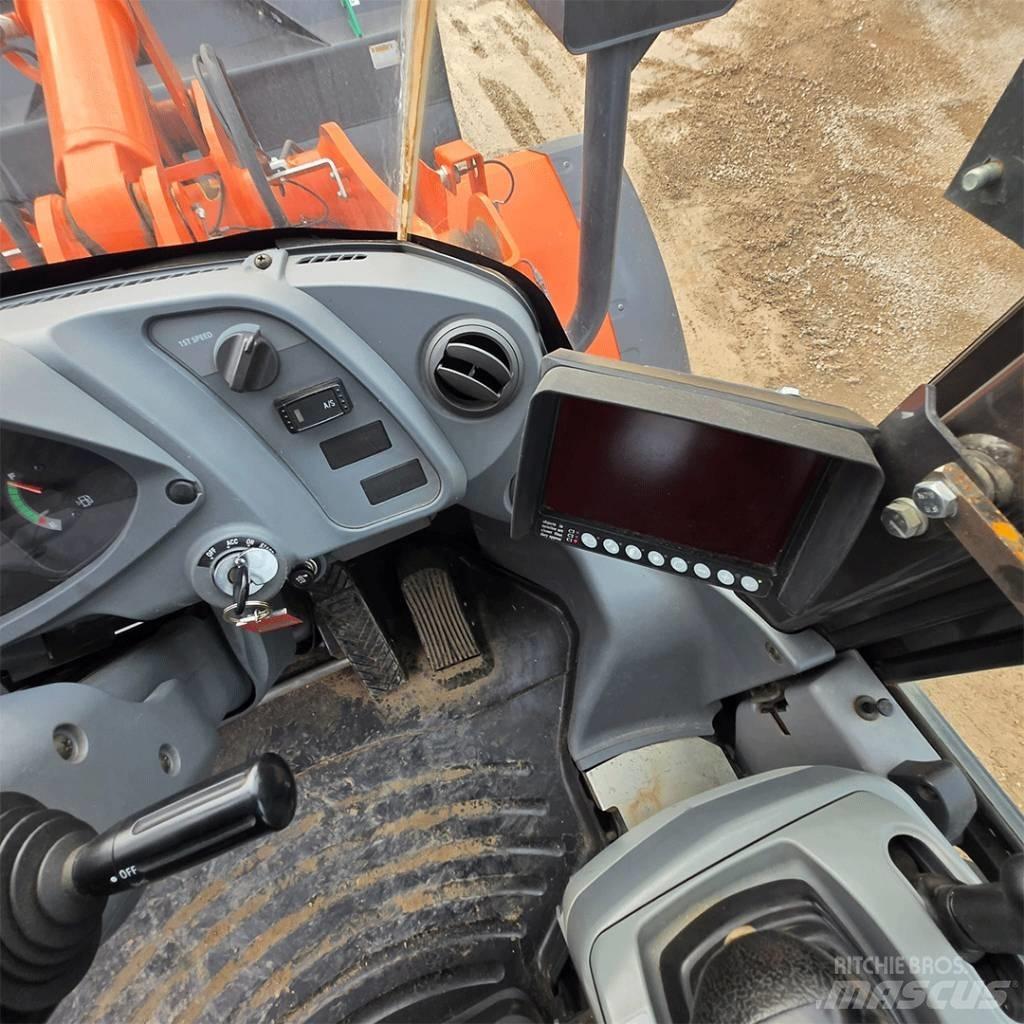Hitachi ZW150-6 Utovarivači na kotačima