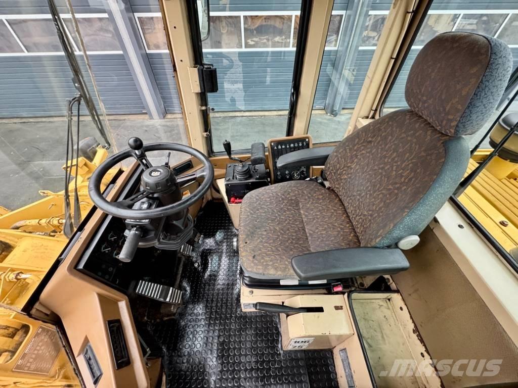 CAT 924 F Utovarivači na kotačima