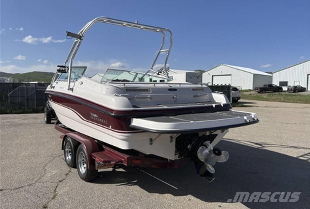  Chaparral 2330 SS Radni čamci/teglenice