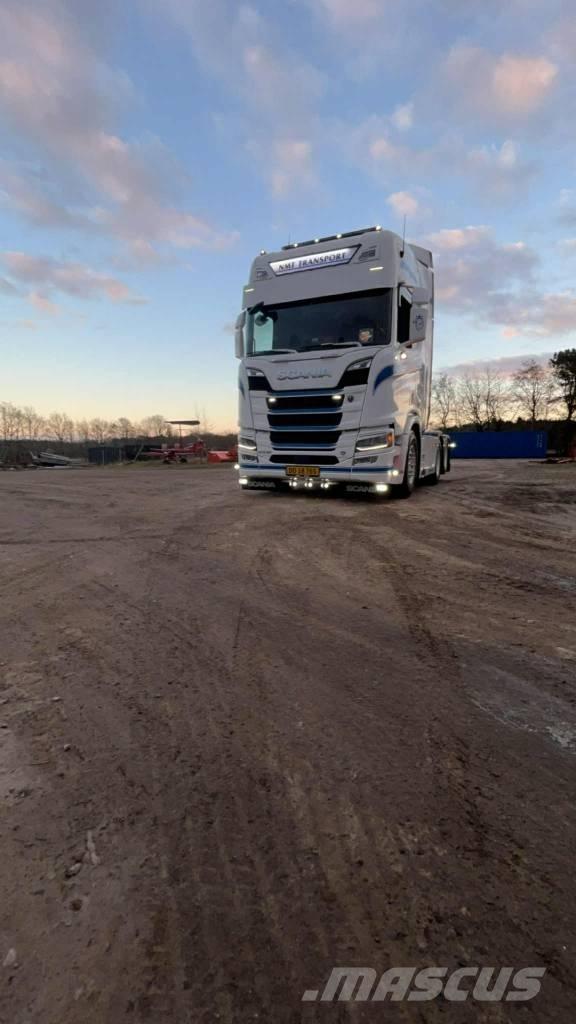 Scania R530 Traktorske jedinice