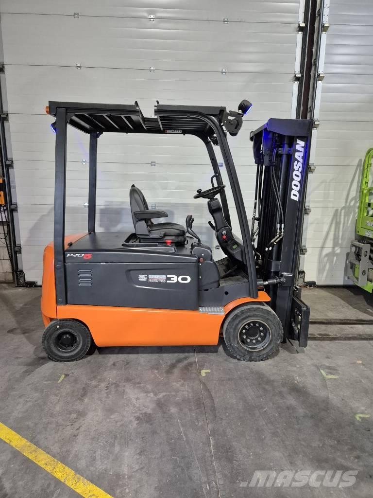 Doosan B 30 X-5 Električni viličari