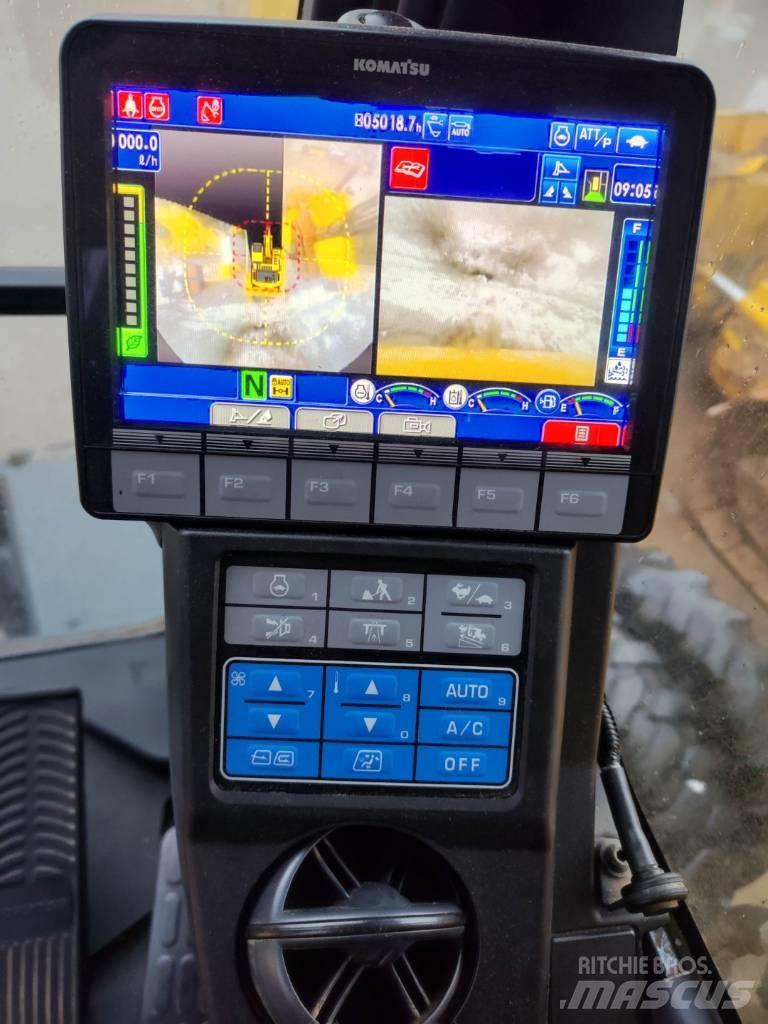 Komatsu PW180-11 Bageri na kotačima