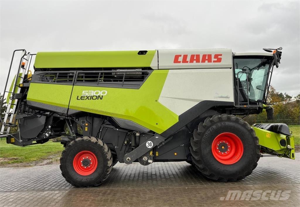 CLAAS Lexion 5300 Kombajni