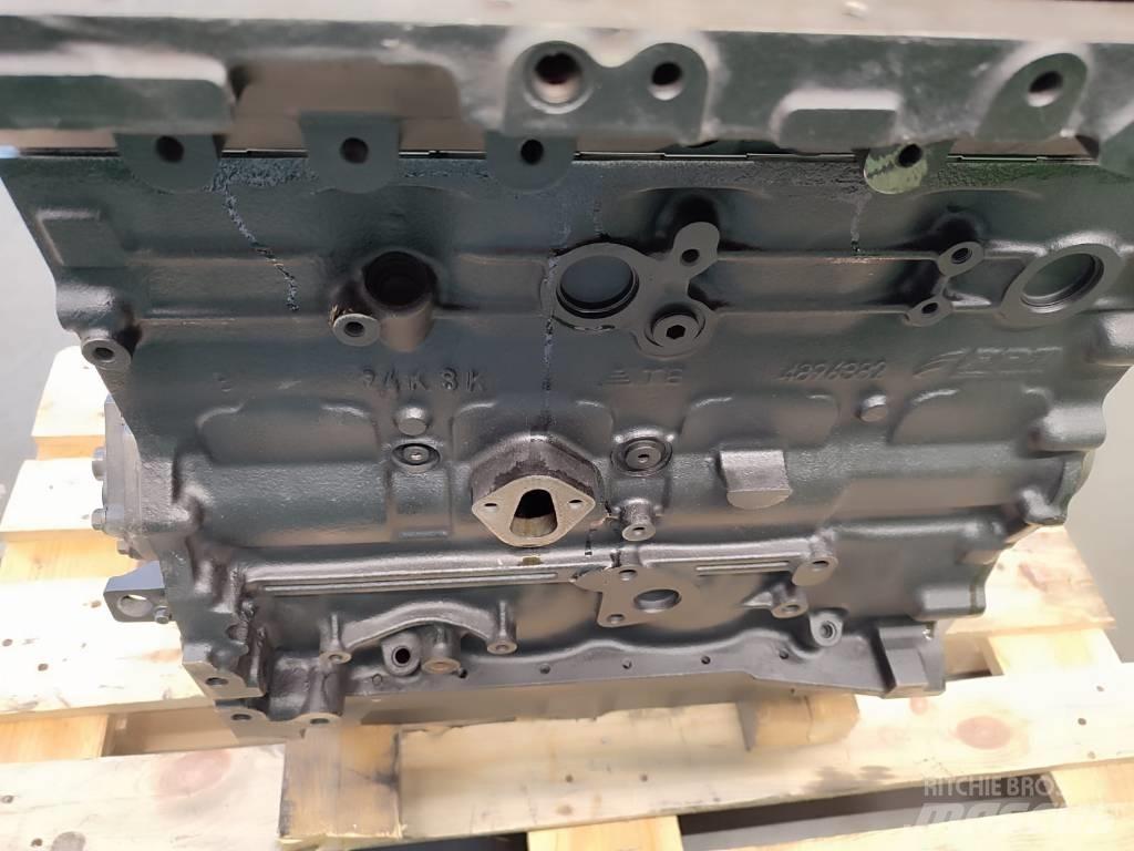 Iveco F4GE engine Motori