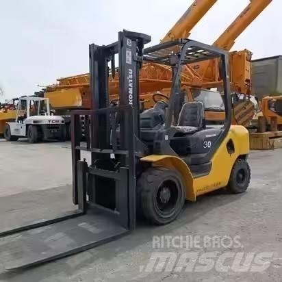 Komatsu 30 Dizelski viličari