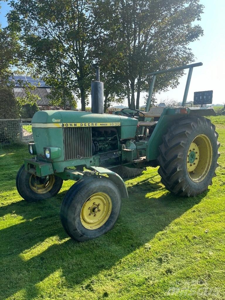John Deere 1630 Traktori