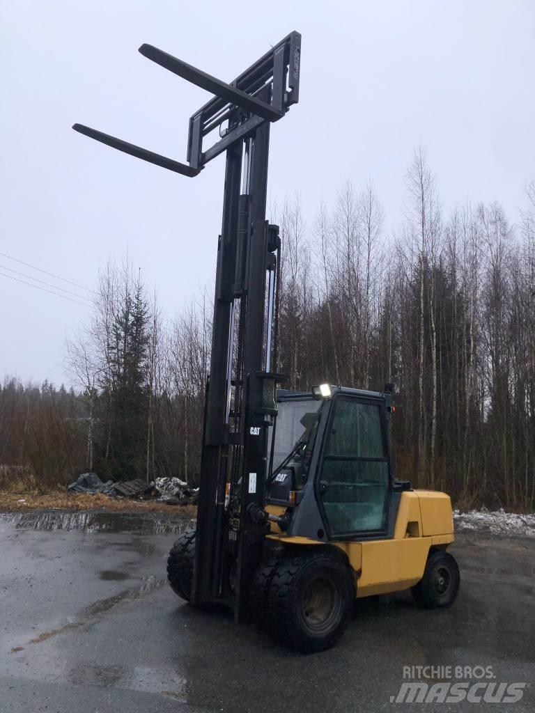 CAT DP 50 K Dizelski viličari