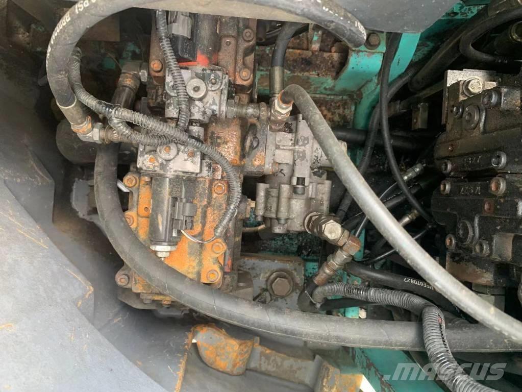 Kobelco SK 135 Bageri gusjeničari