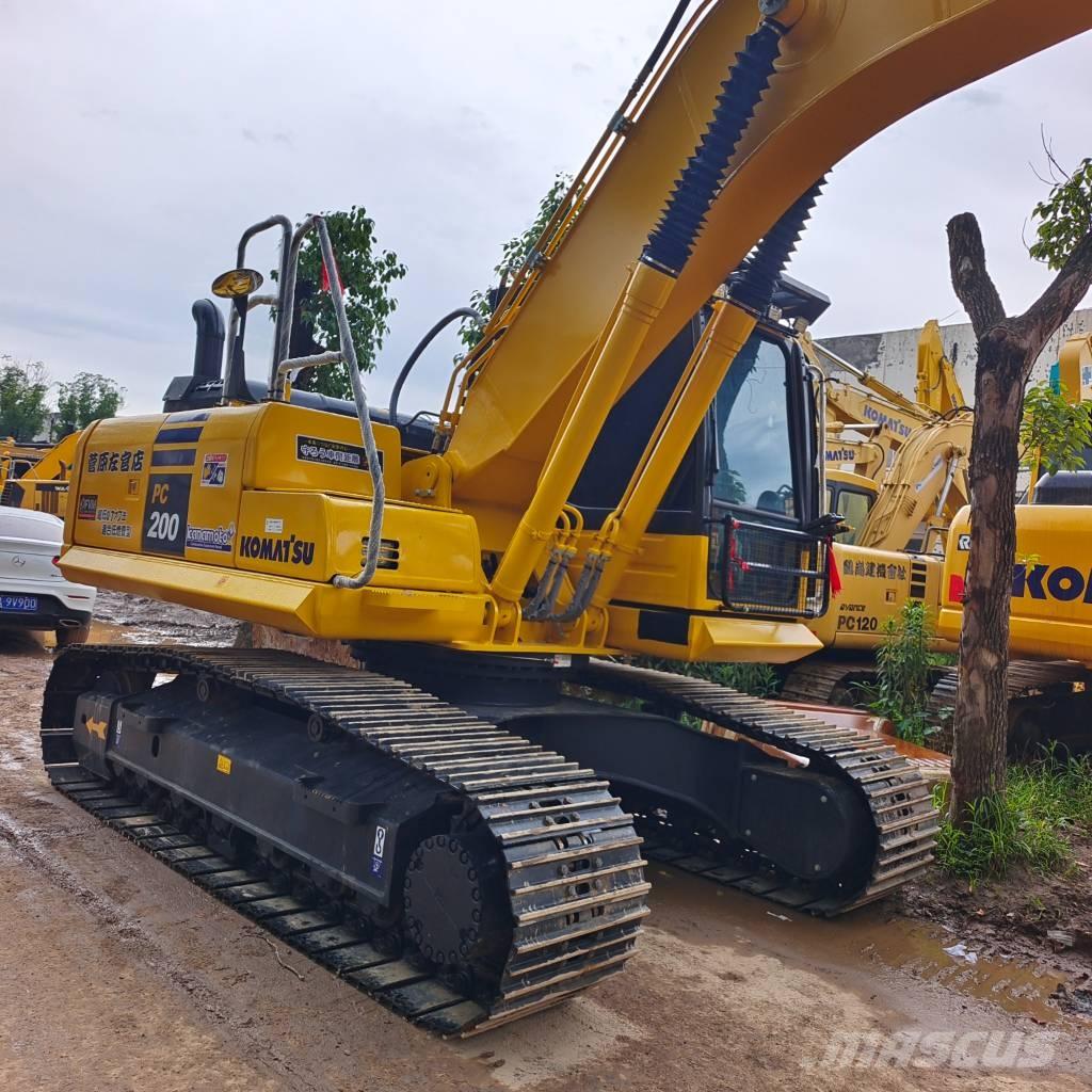 Komatsu PC 200 Bageri gusjeničari