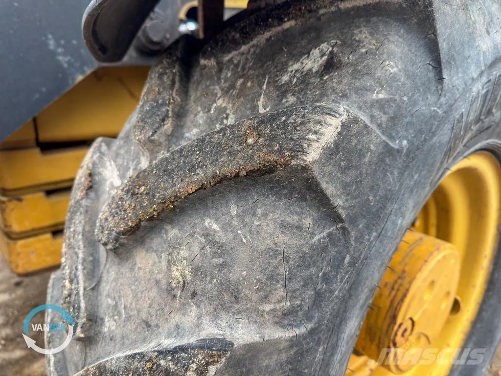 CAT 428C Utovarni rovokopači