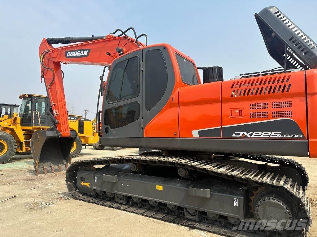 Doosan DX 225LC-9C Bageri gusjeničari