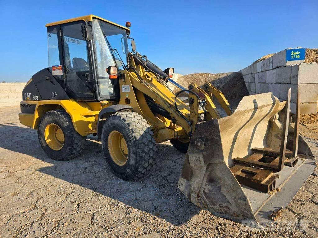 CAT 908 Utovarivači na kotačima