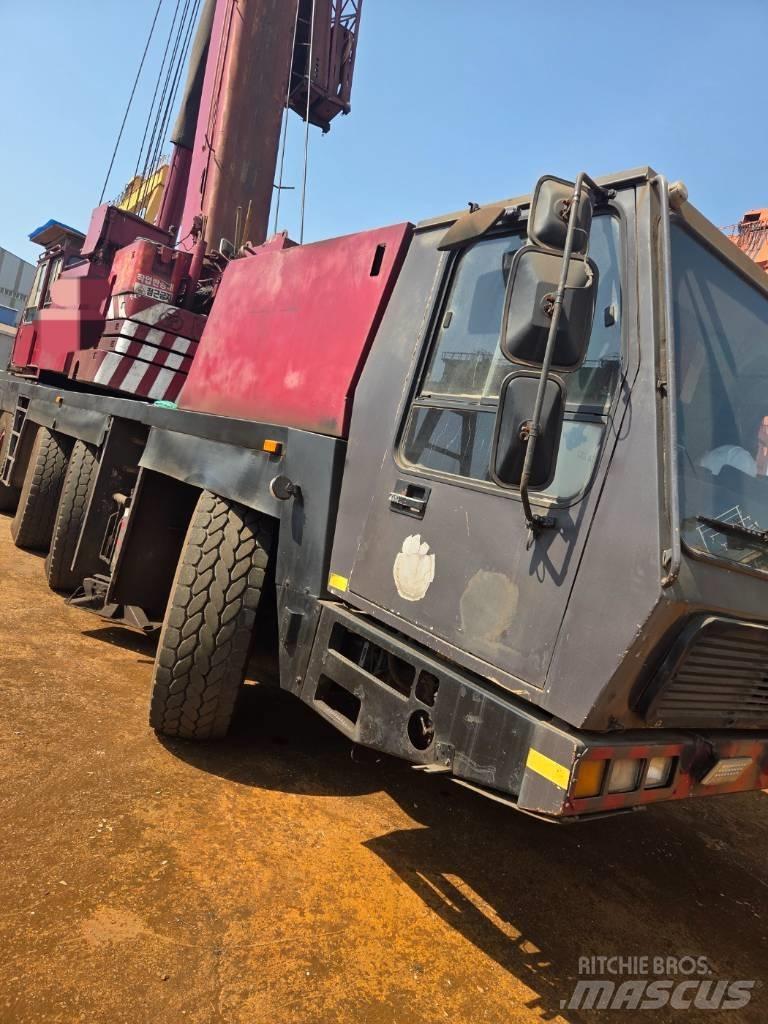 Krupp KMK 5110 Rabljene dizalice za težak teren