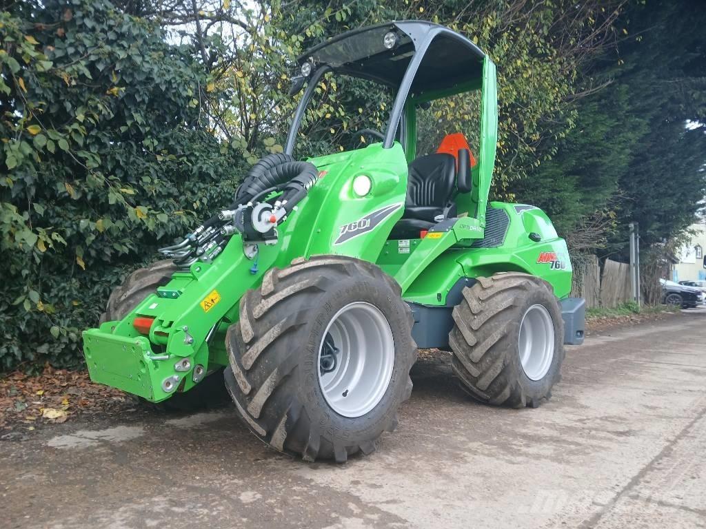 Avant 760i Višenamjenski utovarivači