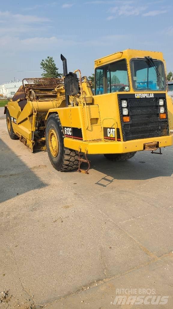 CAT 613 C II Strugači