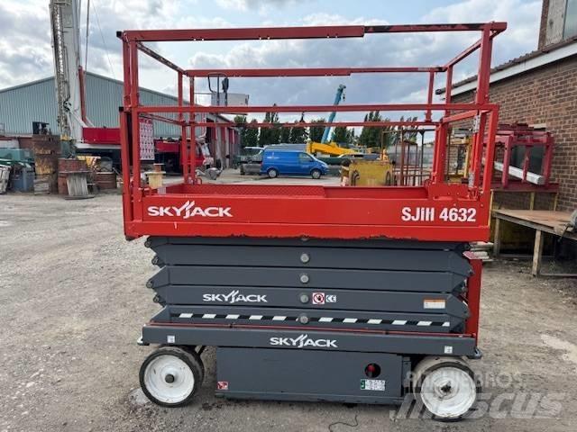 SkyJack SJ 4632 Škaraste platforme