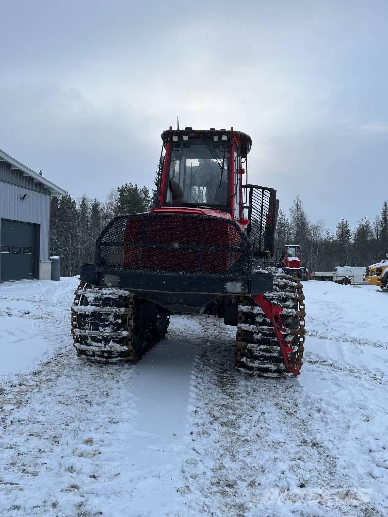 Komatsu 895 Forvarderi