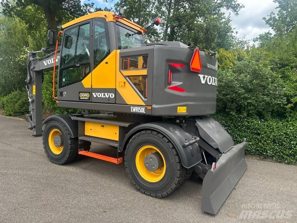 Volvo EWR 150 E Bageri na kotačima
