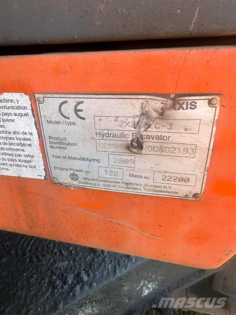 Hitachi Zaxis 210LC3 Gusjenice