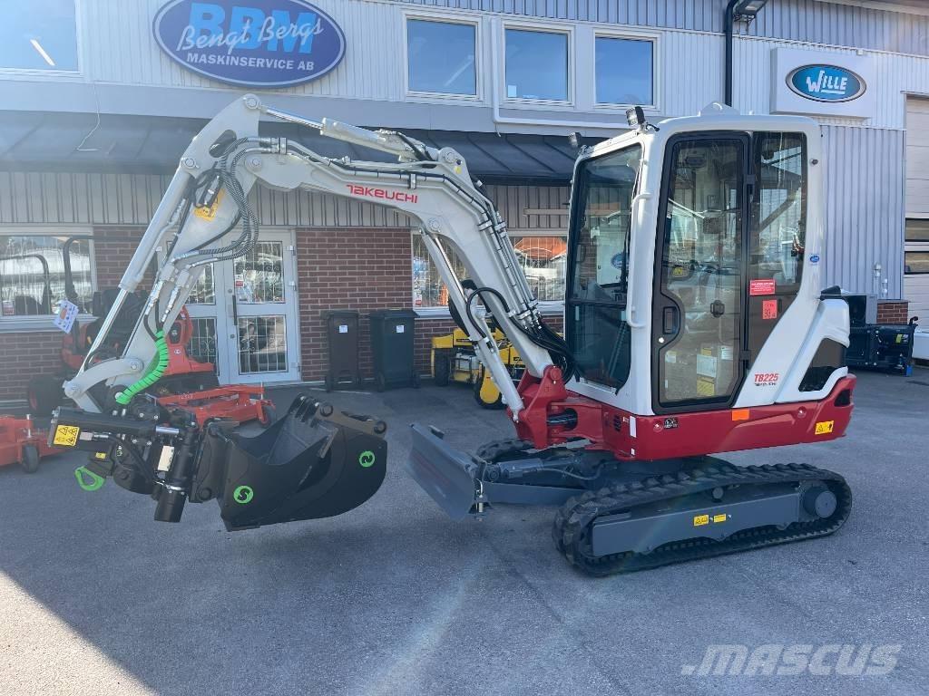 Takeuchi TB 225 Mini bageri <7t