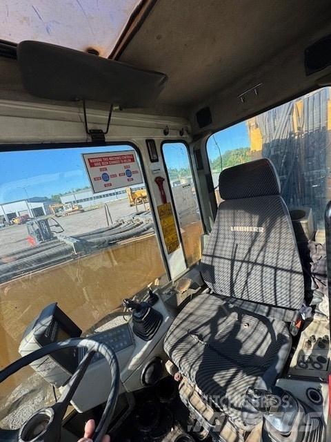 Liebherr A 934 B HD Bageri za manipuliranje materijalom / otpadom