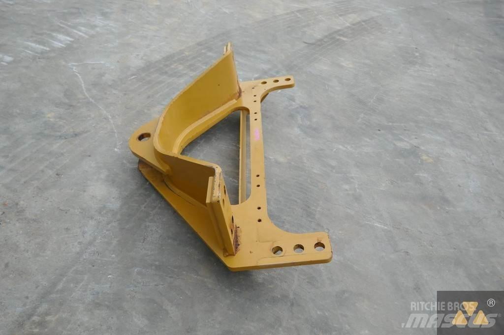CAT 140M3 Drawbar Transport – ostalo