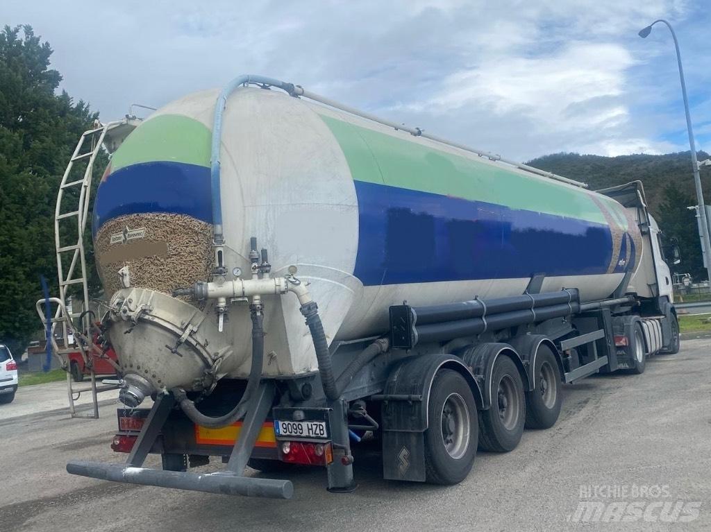Spitzer SK2460CAL Tanker poluprikolice
