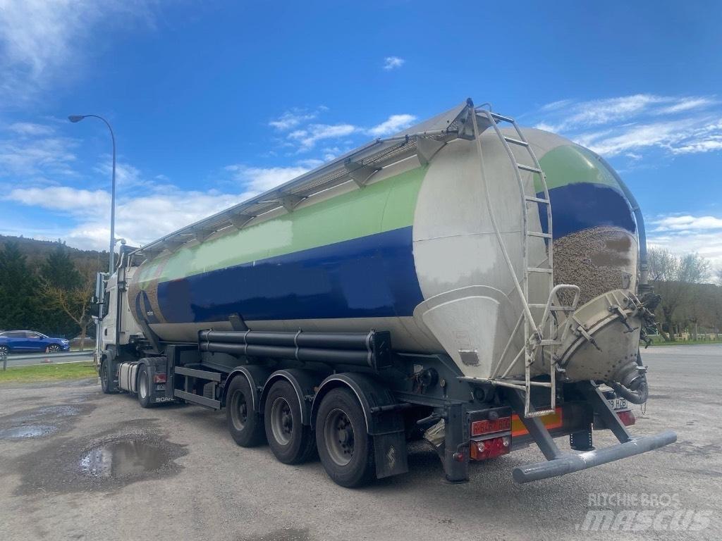 Spitzer SK2460CAL Tanker poluprikolice