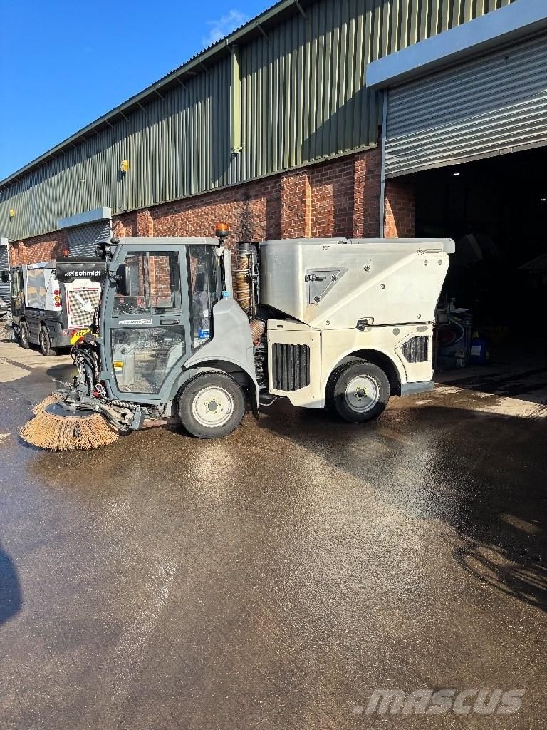 Hako 1650 Strojevi za metenje