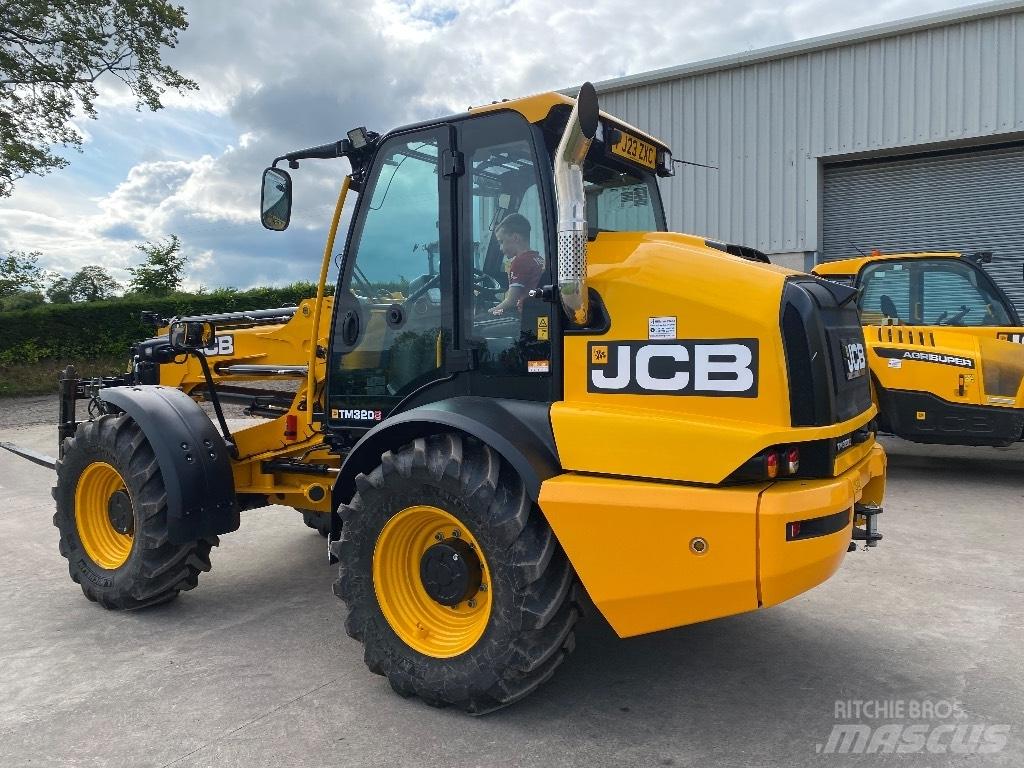 JCB TM 320 S Poljoprivredni teleskopski utovarivači