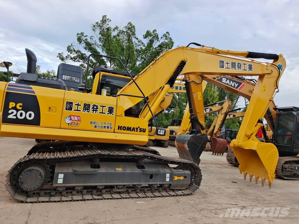 Komatsu PC 200 8N Bageri gusjeničari
