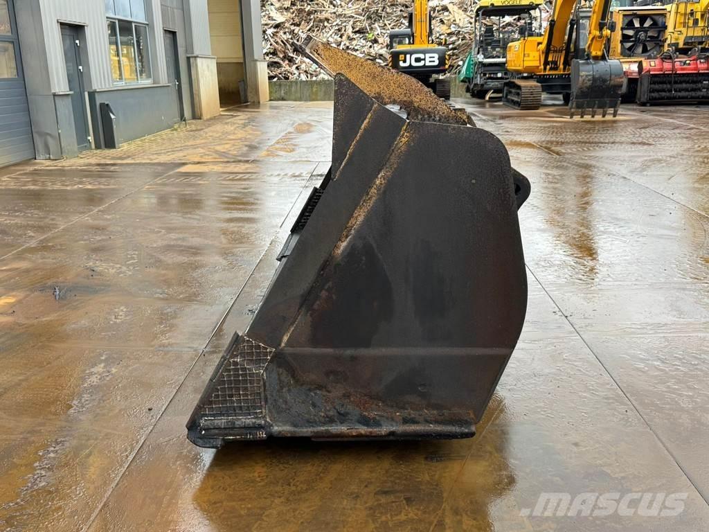 CAT Bucket CAT 980 Kašike / Korpe