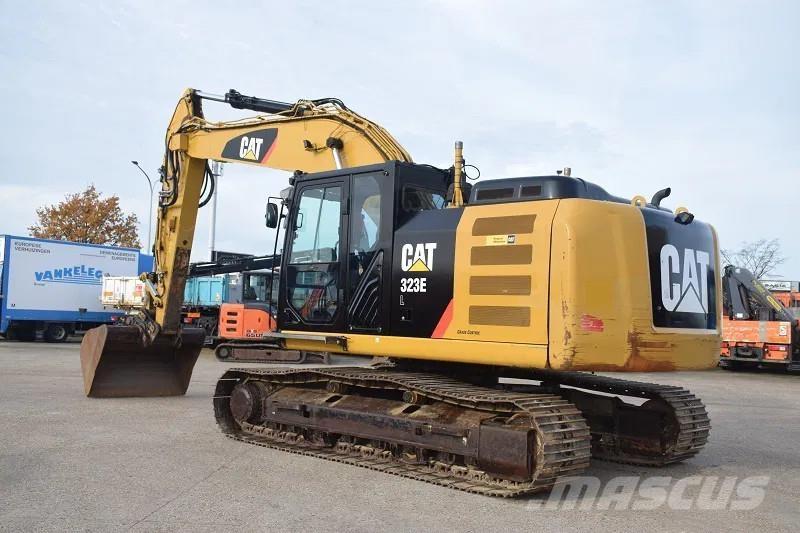 CAT 323E-stock id2 Bageri gusjeničari