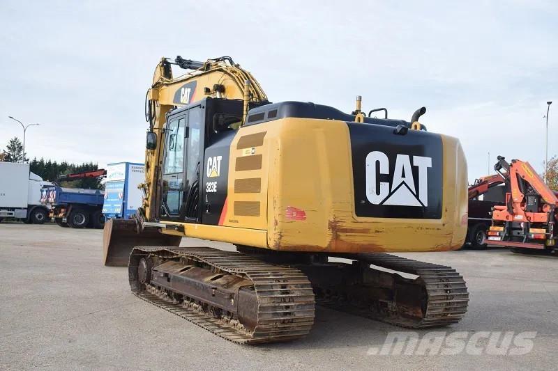 CAT 323E-stock id2 Bageri gusjeničari