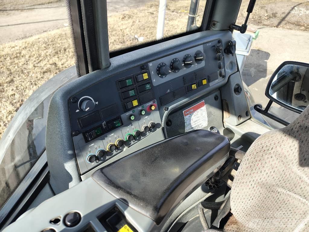 Valtra C120 Traktori