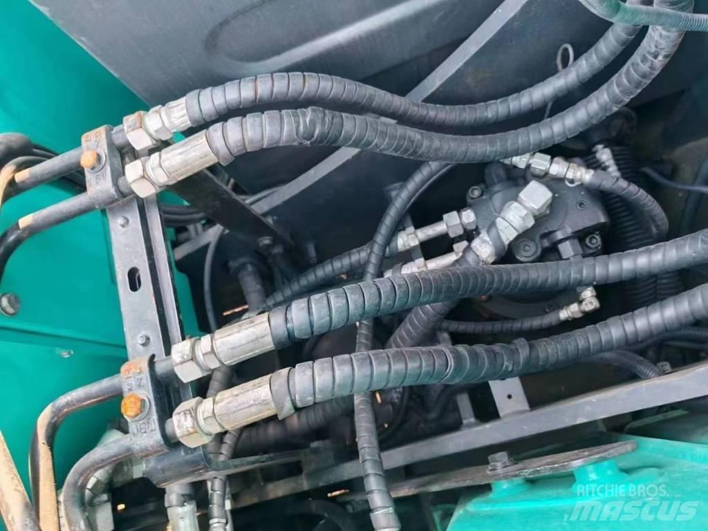 Kobelco SK 75 Bageri gusjeničari