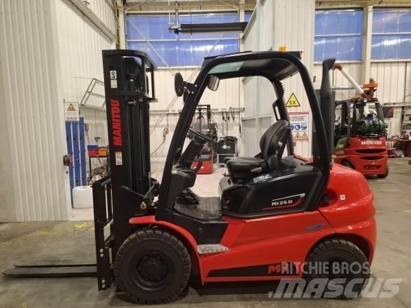 Manitou MI25D Terenski viličar