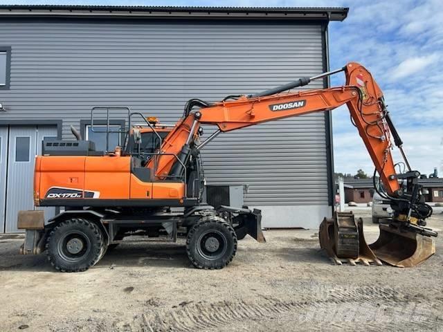 Doosan DX 170 W Bageri na kotačima