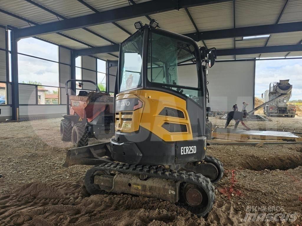 Volvo ECR 25 D Mini bageri <7t