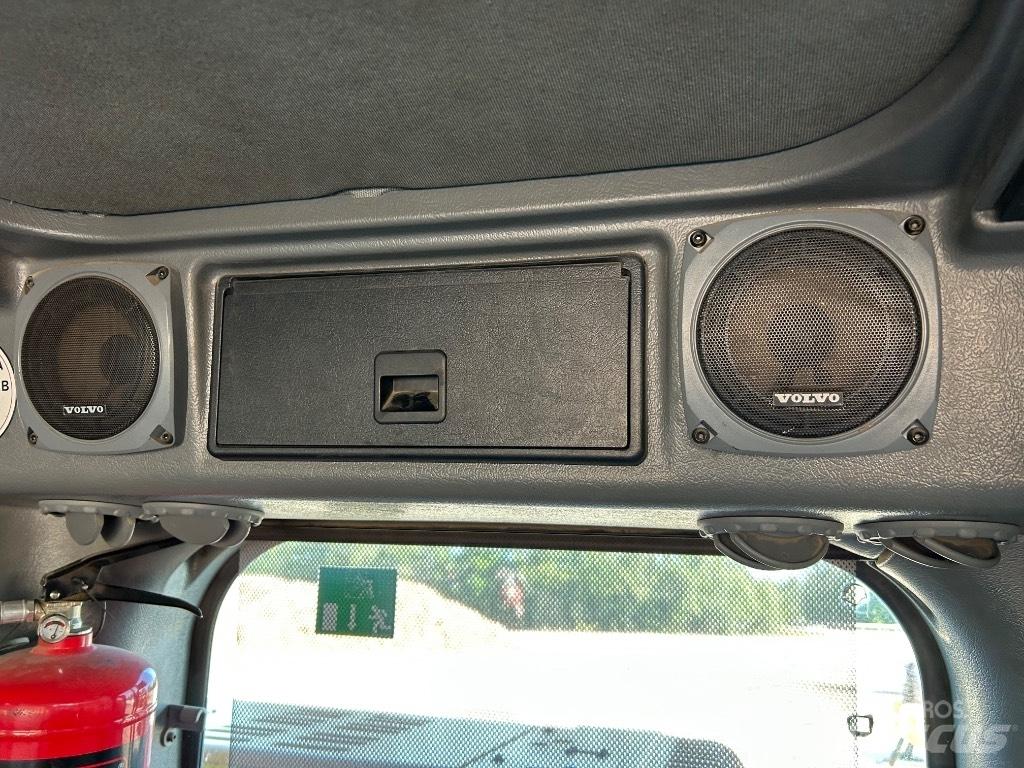 Volvo EC 210 B LC Bageri gusjeničari