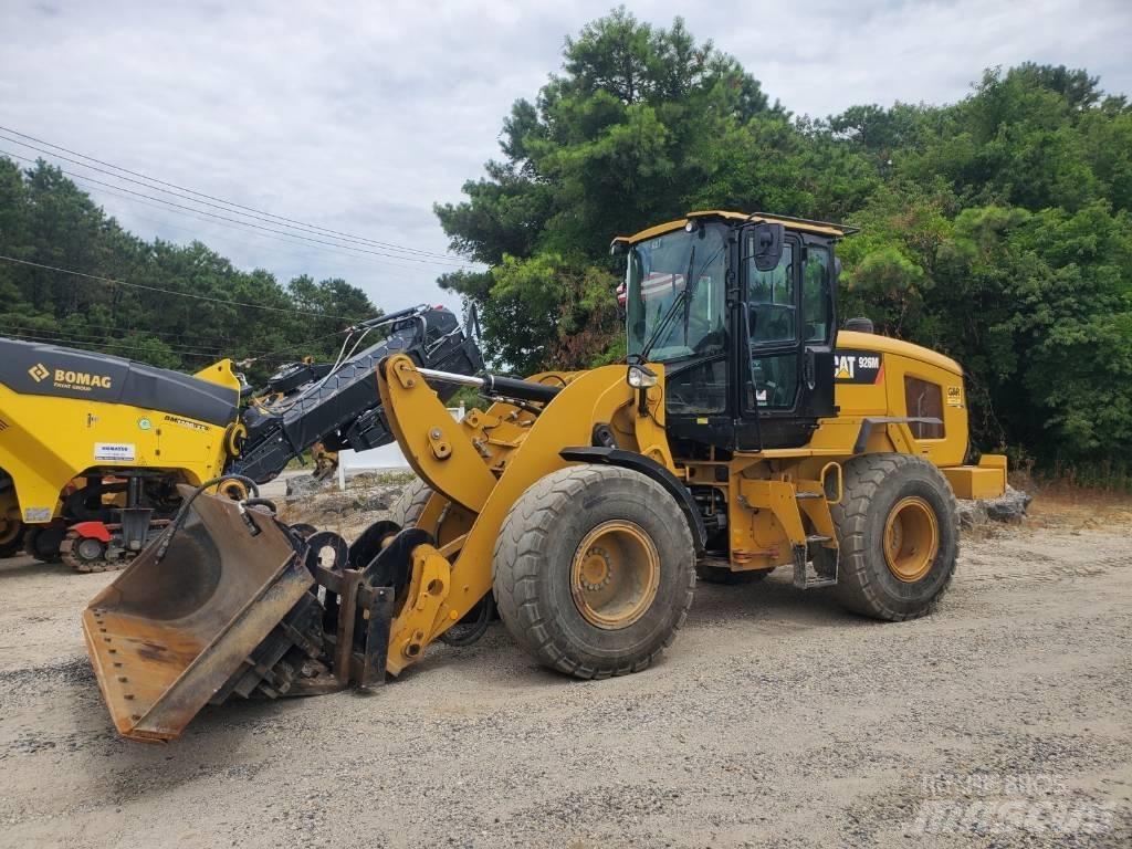 CAT 926M Utovarivači na kotačima